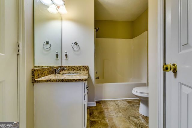 2727 Manor Cove, Decatur, GA 30034