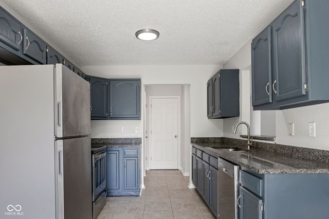 6119 Karst Drive, Indianapolis, IN 46221