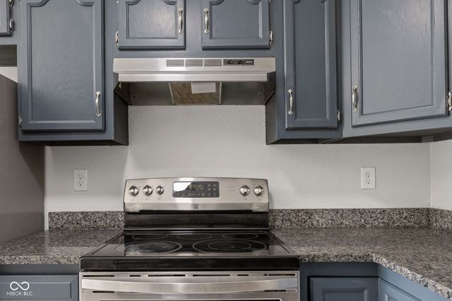 6119 Karst Drive, Indianapolis, IN 46221