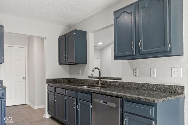 6119 Karst Drive, Indianapolis, IN 46221