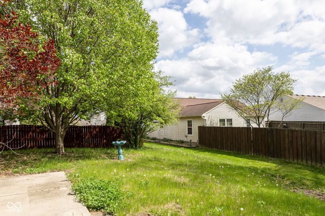 6119 Karst Drive, Indianapolis, IN 46221