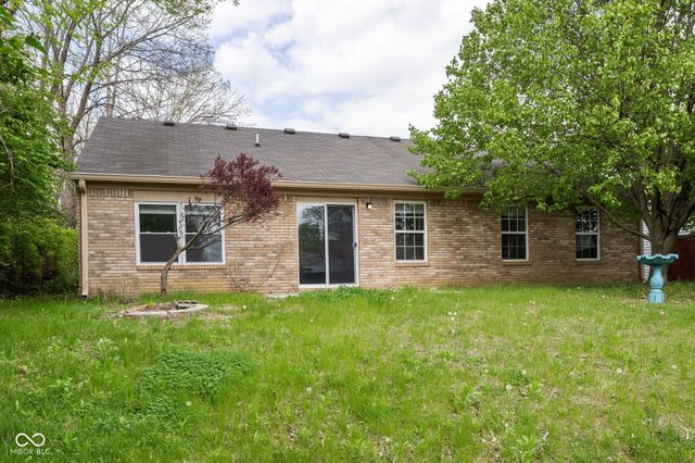 6119 Karst Drive, Indianapolis, IN 46221