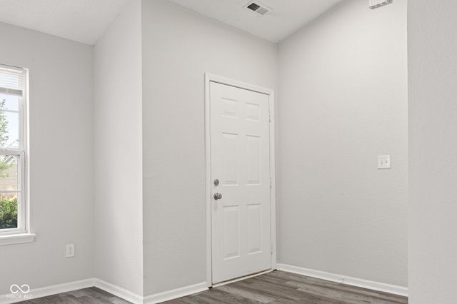 6119 Karst Drive, Indianapolis, IN 46221