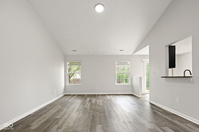 6119 Karst Drive, Indianapolis, IN 46221