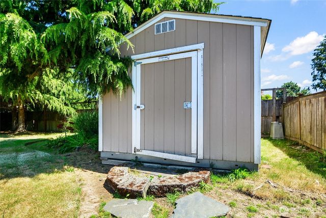 20612 14th Avenue S, Seatac, WA 98198