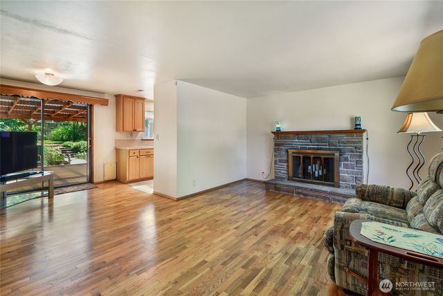 20612 14th Avenue S, Seatac, WA 98198