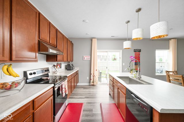 5319 Maywood Drive, Whitestown, IN 46075