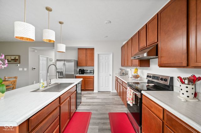 5319 Maywood Drive, Whitestown, IN 46075
