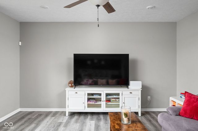 5319 Maywood Drive, Whitestown, IN 46075