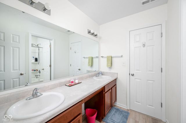 5319 Maywood Drive, Whitestown, IN 46075