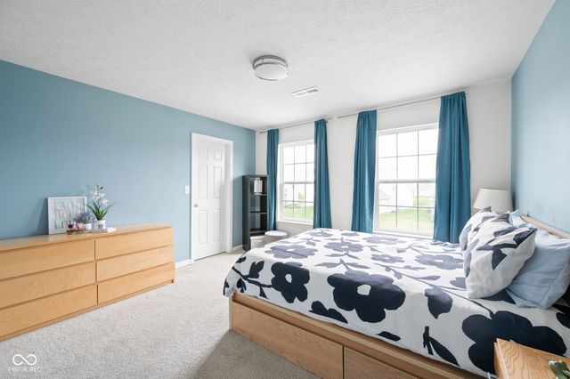 5319 Maywood Drive, Whitestown, IN 46075