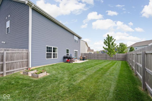 5319 Maywood Drive, Whitestown, IN 46075
