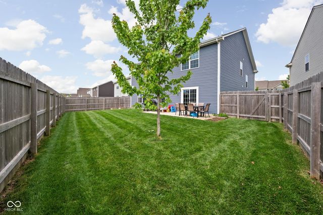 5319 Maywood Drive, Whitestown, IN 46075