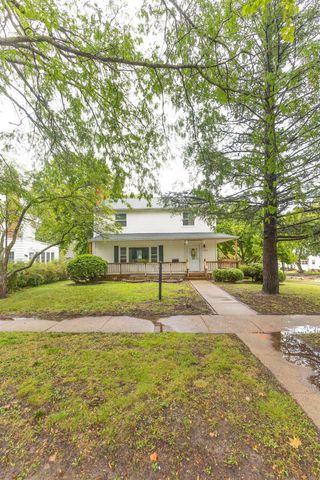 1122 Franklin Street, Cedar Falls, IA 50613