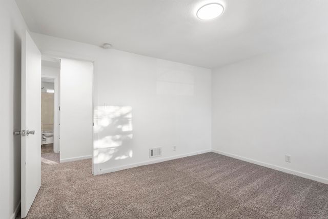 1122 Franklin Street, Cedar Falls, IA 50613