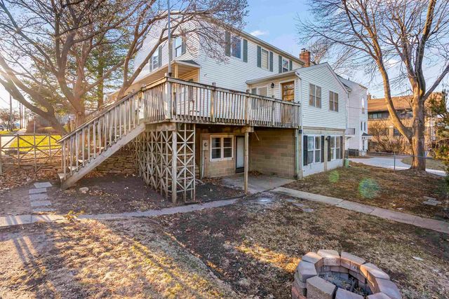 1122 Franklin Street, Cedar Falls, IA 50613