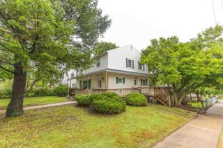 1122 Franklin Street, Cedar Falls, IA 50613
