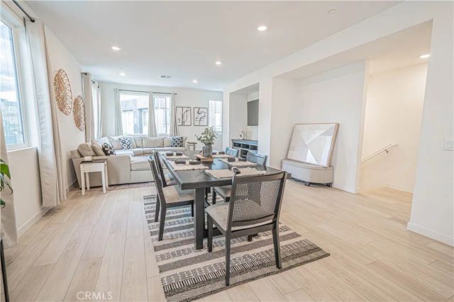 27154 Valley Oak Place, Valencia, CA 91381