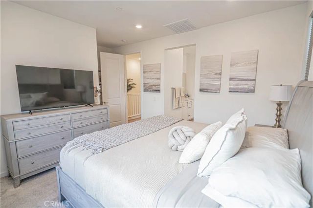 27154 Valley Oak Place, Valencia, CA 91381