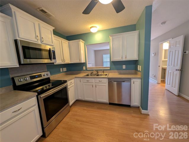 7629 Lady Liberty Lane, Charlotte, NC 28217