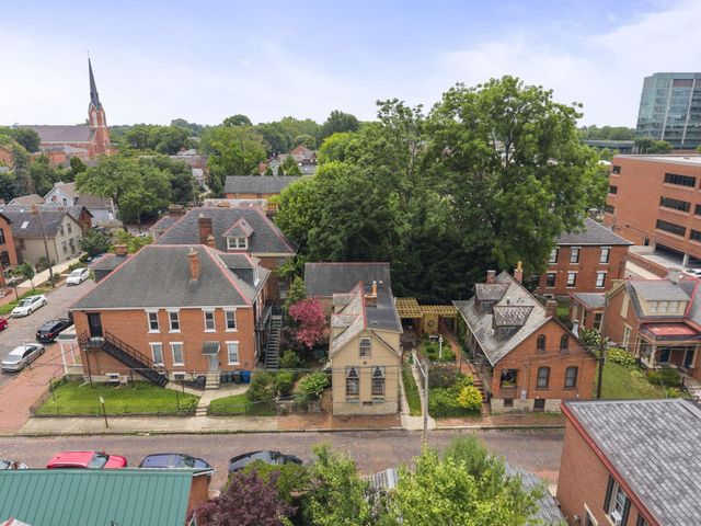 43 E Beck Street, Columbus, OH 43215