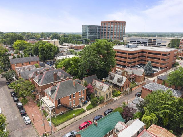 43 E Beck Street, Columbus, OH 43215
