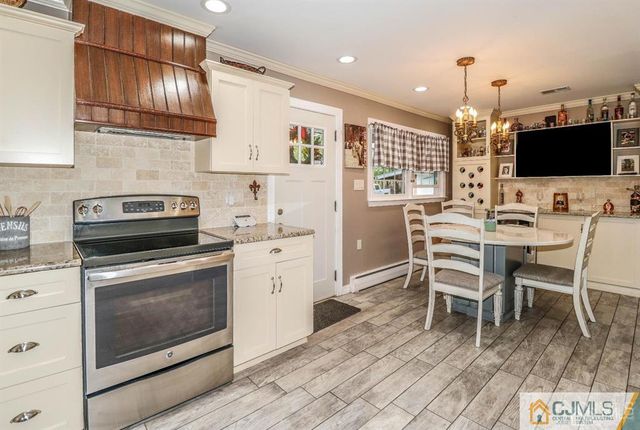 2 Agress Road, Millstone, NJ 08535