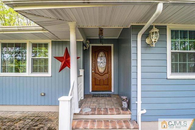 2 Agress Road, Millstone, NJ 08535