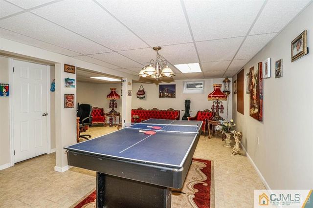 2 Agress Road, Millstone, NJ 08535