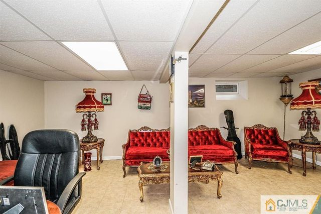 2 Agress Road, Millstone, NJ 08535