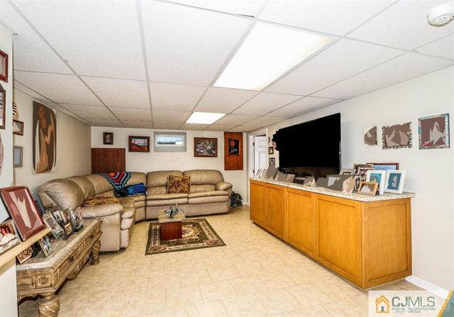 2 Agress Road, Millstone, NJ 08535