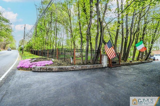 2 Agress Road, Millstone, NJ 08535