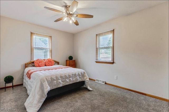 1333 W 23 Street, Lorain, OH 44052