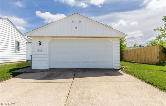 1333 W 23 Street, Lorain, OH 44052