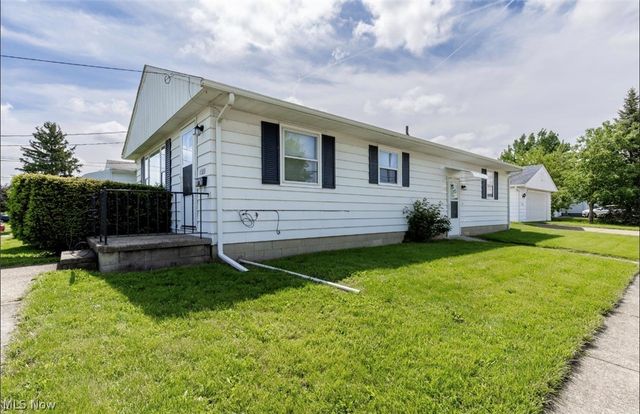 1333 W 23 Street, Lorain, OH 44052