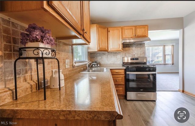 1333 W 23 Street, Lorain, OH 44052