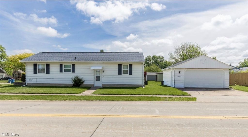 1333 W 23 Street, Lorain, OH 44052
