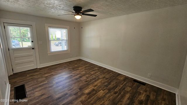 1004 Dixon Ave, Louisville, KY 40217