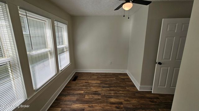 1004 Dixon Ave, Louisville, KY 40217