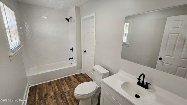 1004 Dixon Ave, Louisville, KY 40217