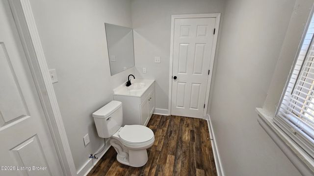 1004 Dixon Ave, Louisville, KY 40217