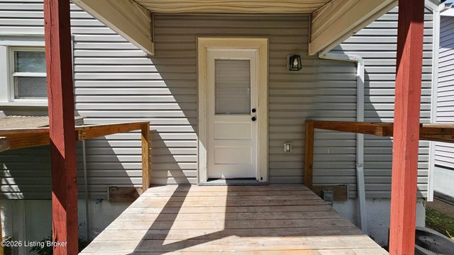 1004 Dixon Ave, Louisville, KY 40217