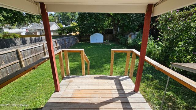 1004 Dixon Ave, Louisville, KY 40217