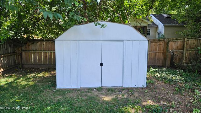 1004 Dixon Ave, Louisville, KY 40217