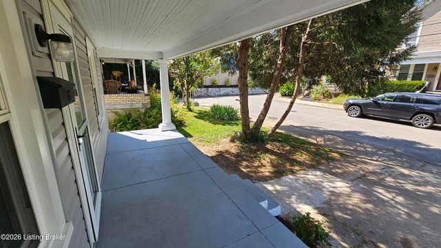 1004 Dixon Ave, Louisville, KY 40217