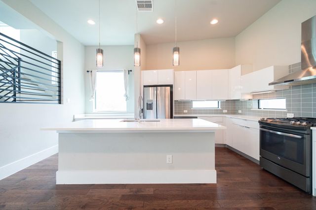 1613 Wheeler Street C, Houston, TX 77004