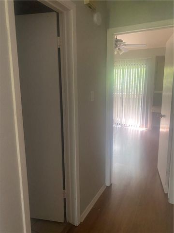 612 Park Place PL 303, Austin, TX 78705