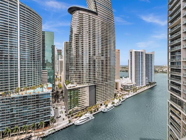 475 Brickell Ave 2715, Miami, FL 33131