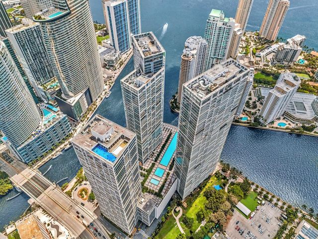 475 Brickell Ave 2715, Miami, FL 33131