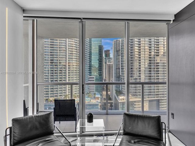 475 Brickell Ave 2715, Miami, FL 33131